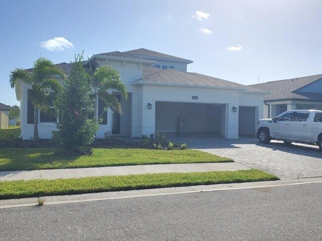 16855 Castoro Dr in Port Charlotte, FL - Building Photo - Building Photo