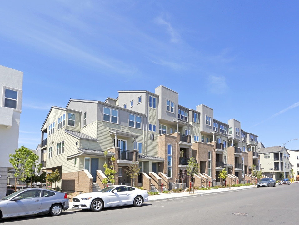 Onyx by Pulte Homes in San Jose, CA - Foto de edificio