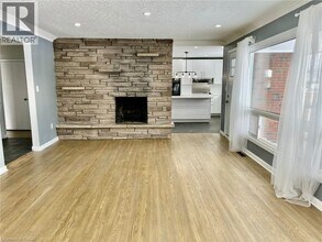 312 Grantham Ave in St Catharines, ON - Building Photo - Building Photo