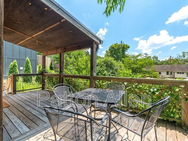 81 5th Ave in Asheville, NC - Building Photo - Building Photo