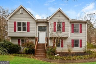 162 Aztec Way SE in Acworth, GA - Building Photo