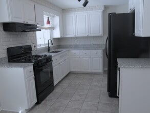 25 Abby Ln in Rochester, NY - Building Photo - Building Photo