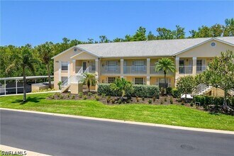 773 Wiggins Lake Dr in Naples, FL - Foto de edificio - Building Photo