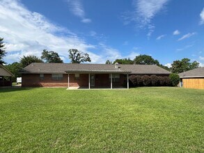 212 Doris St in Prattville, AL - Building Photo - Building Photo