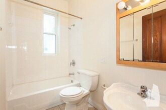 1405 W Belden Ave in Chicago, IL - Building Photo - Building Photo