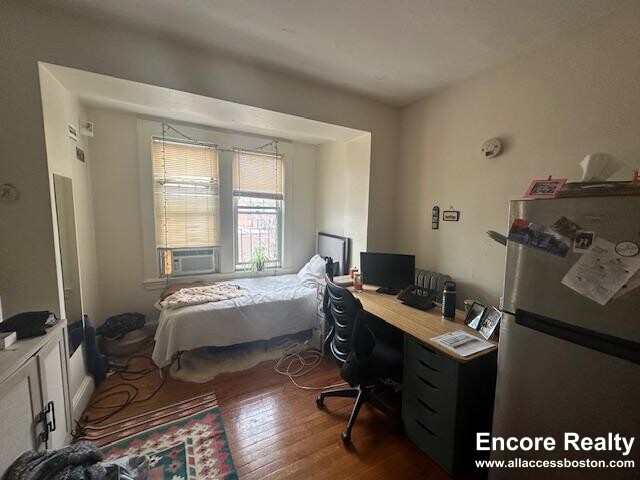 70 Strathmore Rd in Boston, MA - Foto de edificio - Building Photo