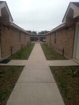 2408 Moonlight Ln in Edinburg, TX - Building Photo