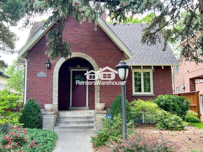 property at 427 S Race St