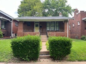 6553 Scanlan Ave in St. Louis, MO - Building Photo