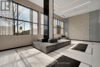 99 Eagle Rock Way in Vaughan, ON - Building Photo - Building Photo