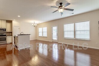 14 Irvington Dr in Greer, SC - Building Photo - Building Photo
