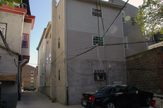 38 N 40th St in Philadelphia, PA - Building Photo - Building Photo