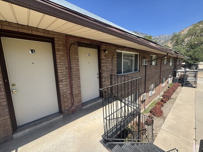 property at 1127 E 960 S