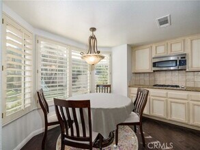 24716 Cll Altamira in Calabasas, CA - Building Photo - Building Photo