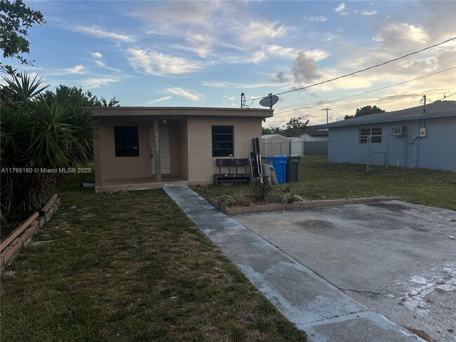 property at 5413 SW 19th St