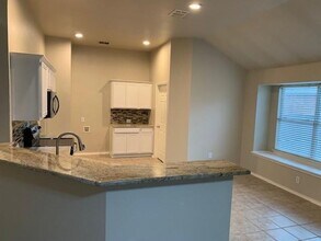 2952 Milby Oaks Dr in Fort Worth, TX - Building Photo - Building Photo