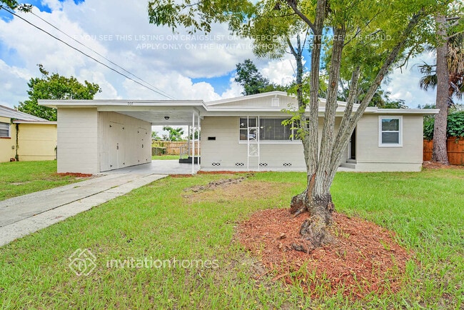 property at 907 N Hastings St