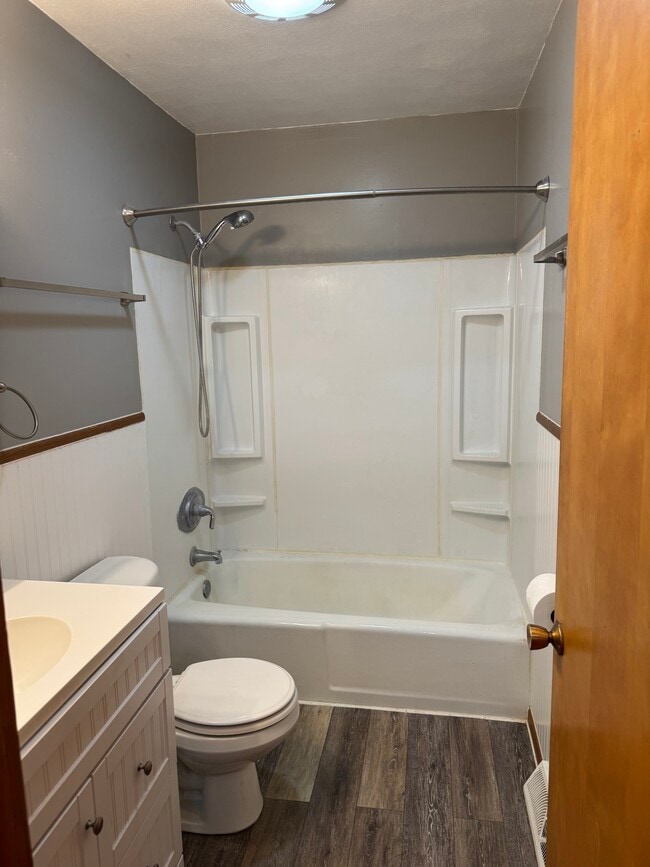 404 E Spring Ave, Unit 404