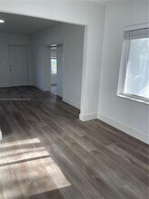 771 NE 137th St in North Miami, FL - Building Photo - Building Photo