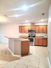 883 Fairhaven St NE in Palm Bay, FL - Building Photo - Building Photo