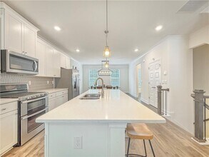 1160 Kendron Ln in Atlanta, GA - Building Photo - Building Photo