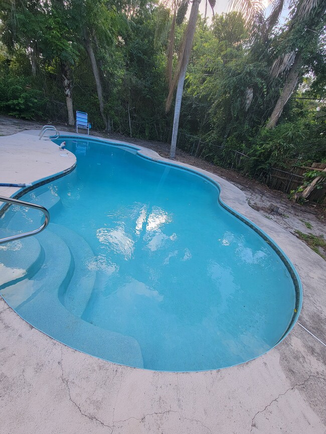 property at 1116 Madrid Ave