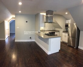 19 Dorset St, Unit 3 in Boston, MA - Foto de edificio - Building Photo