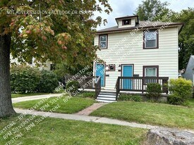 52 W Bernhard Ave in Hazel Park, MI - Building Photo