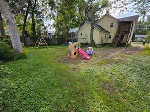 108 W Vine St in Chippewa Falls, WI - Building Photo - Building Photo
