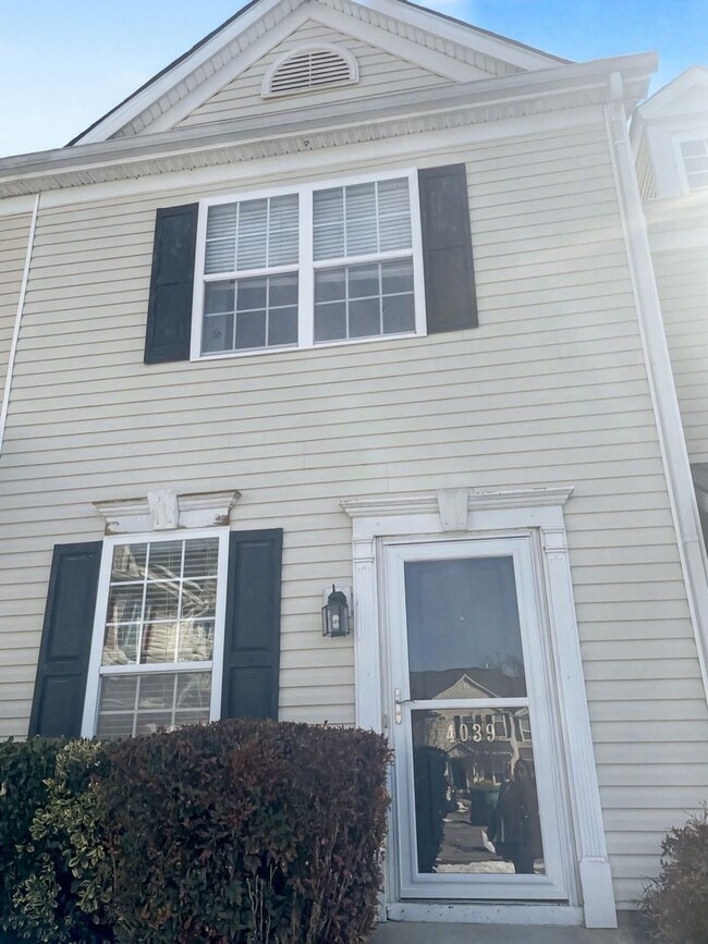 4039 Tarrant Trace Cir in High Point, NC - Building Photo - Building Photo