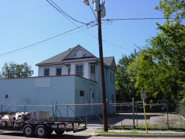 Hardy Rooming House in Houston, TX - Building Photo - Building Photo