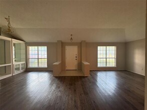 16311 Rockgate Dr in Austin, TX - Building Photo - Building Photo