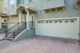 10220 Bayou Grande in Seminole, FL - Building Photo - Building Photo