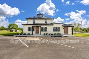 15207 National Pike in Hagerstown, MD - Building Photo