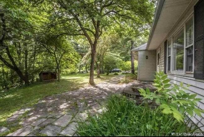489 Mill Rd in Rhinebeck, NY - Building Photo - Building Photo