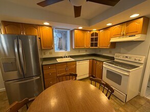 60 Haines St in Medford, MA - Building Photo - Building Photo