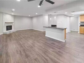 2017 Powers Ferry Trce SE, Unit 2017 in Marietta, GA - Building Photo