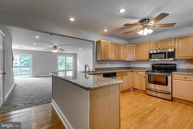 1663 Hart Ct in Crofton, MD - Building Photo - Building Photo