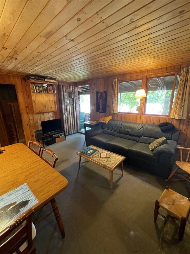 4 Anderson Rd in Sebago, ME - Building Photo - Building Photo