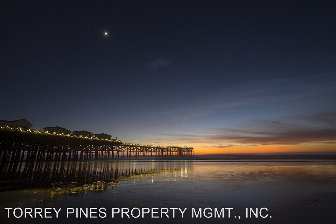 929 Turquoise St in San Diego, CA - Building Photo