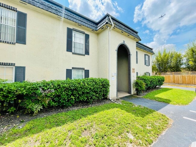 property at 5218 Curry Ford Rd