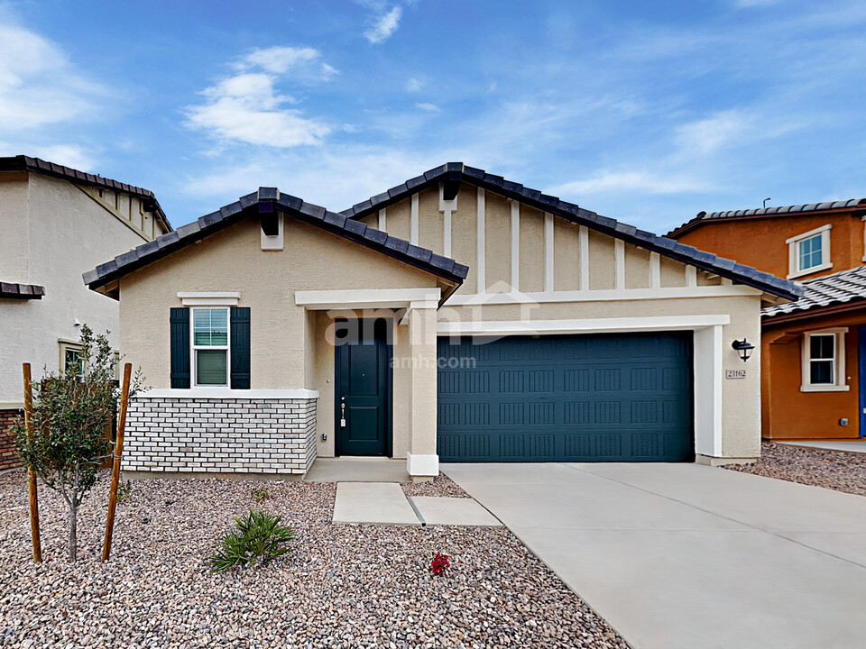 23162 E Camacho Rd in Queen Creek, AZ - Building Photo