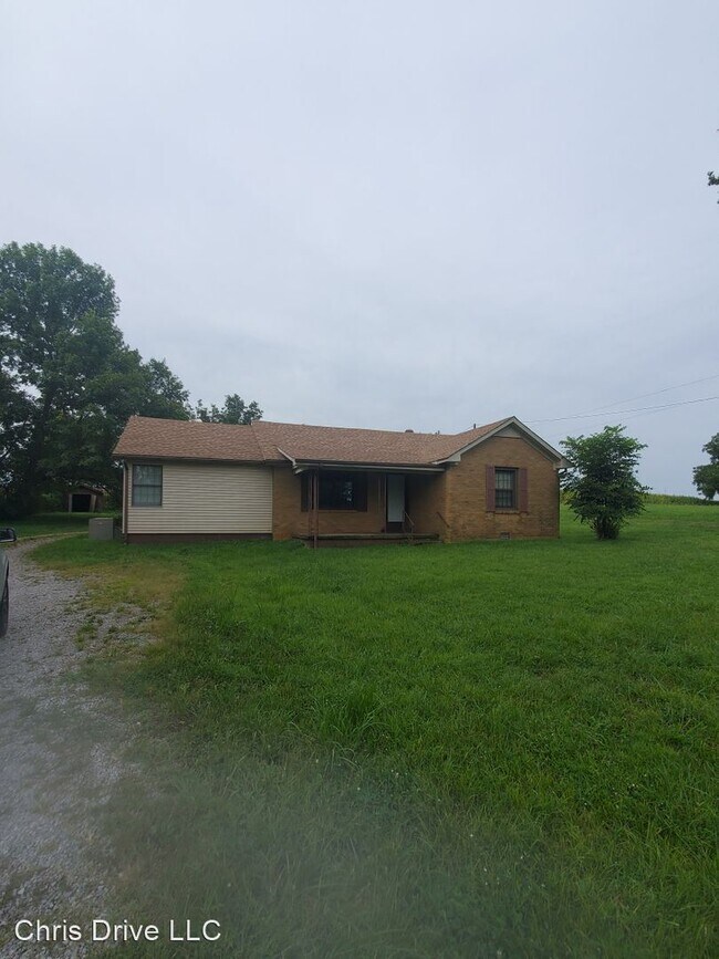 6447 KY80 Rentals in Mayfield, KY