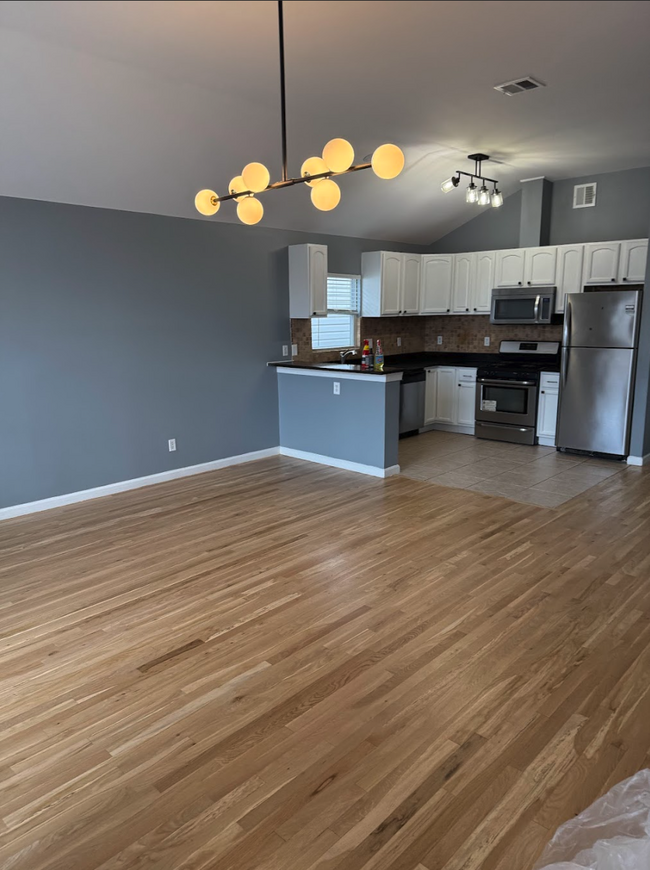 186 Randolph Ave, Unit Apt #2 in Jersey City, NJ - Building Photo - Building Photo