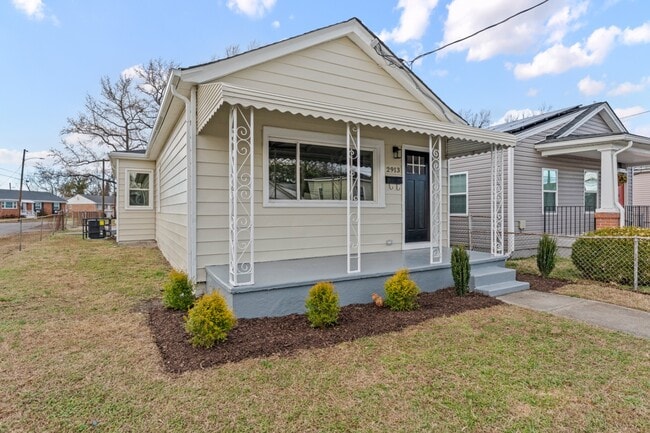 property at 2913 Lawson St