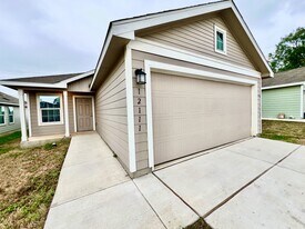 12111 Overton Wy in San Antonio, TX - Building Photo