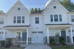 825 Lavery Ct in Monroe, NC - Building Photo