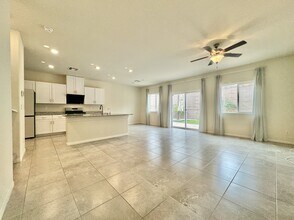 9227 S Park St in Las Vegas, NV - Building Photo - Building Photo