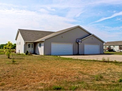 property at 5542 165th St