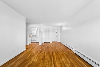 135 Neponset Ave in Boston, MA - Building Photo - Building Photo